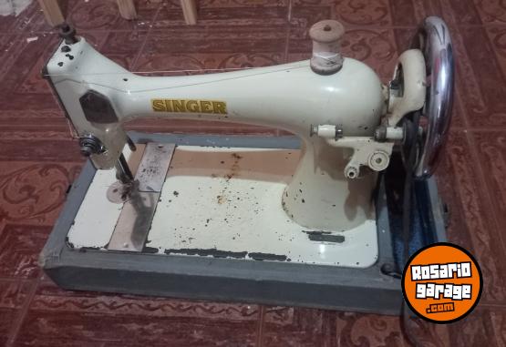 Otros - Maquina de coser - En Venta