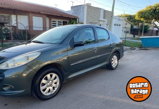 Autos - Peugeot 207 2009 Diesel 190000Km - En Venta