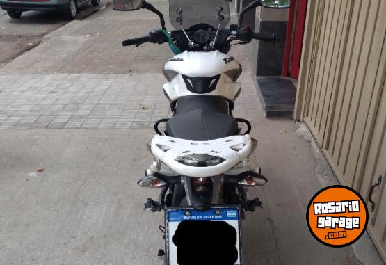 Motos - Bajaj Rouser Ns 200 2018 Nafta 23500Km - En Venta