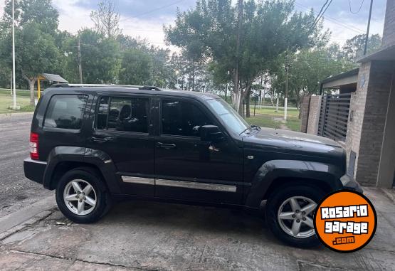 Camionetas - Jeep Cherokee Limited 3.7 2012 Nafta 150000Km - En Venta