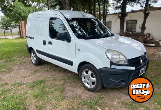 Utilitarios - Renault Kangoo Ph3 Furgon Confort 2016 GNC 111111Km - En Venta