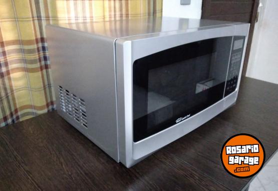 Hogar - Microondas BGH Quick Chef 23 Litros c/ Grill - En Venta