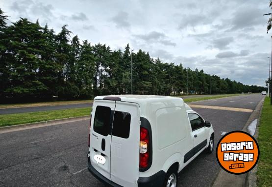 Utilitarios - Fiat Fiorino 2015 Nafta 96000Km - En Venta