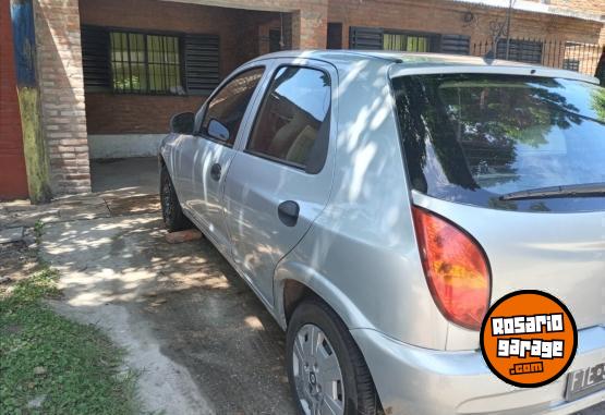 Autos - Suzuki Fun 2006 Nafta 145500Km - En Venta