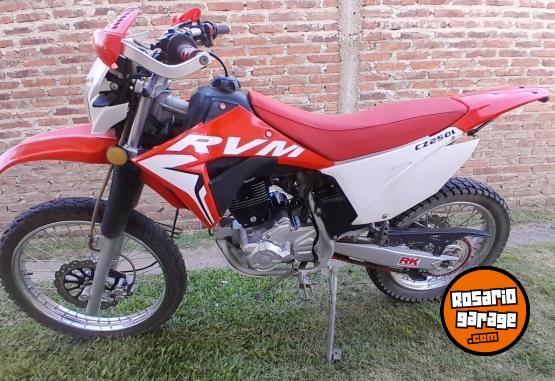 Motos - Jawa RVM 250 L 2021 Nafta 10000Km - En Venta