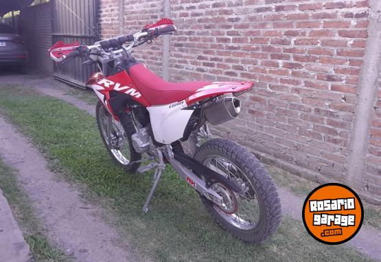 Motos - Jawa RVM 250 L 2021 Nafta 10000Km - En Venta