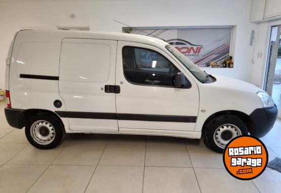 Utilitarios - Citroen Berlingo 2017 GNC 109000Km - En Venta