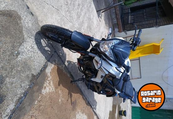 Motos - Bajaj Rouser NS160 2024 Nafta 1200Km - En Venta