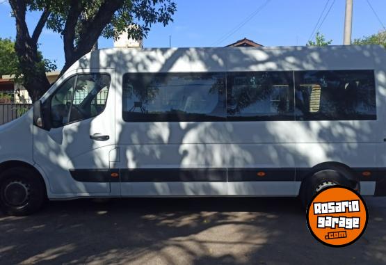 Utilitarios - Renault master 3  minibus 2014 Diesel 430000Km - En Venta