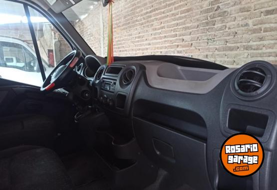 Utilitarios - Renault master 3  minibus 2014 Diesel 430000Km - En Venta