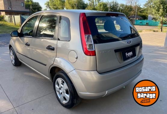 Autos - Ford Fiesta Ambiente Plus 1.6 2009 Nafta 177000Km - En Venta