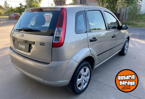 Autos - Ford Fiesta Ambiente Plus 1.6 2009 Nafta 177000Km - En Venta