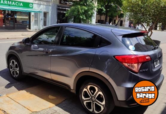 Autos - Honda HRV 2016 Nafta 127000Km - En Venta