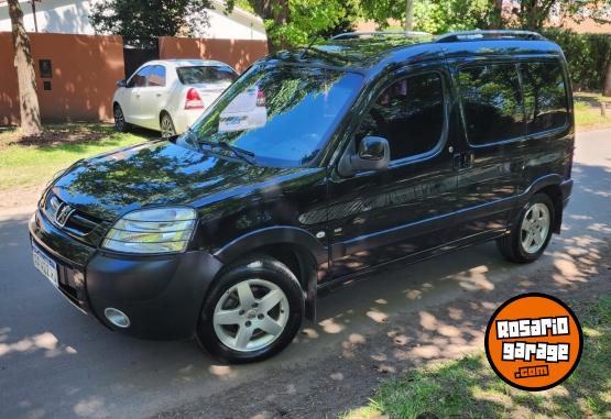 Utilitarios - Peugeot Partner no berlingo 2016 Diesel 139000Km - En Venta