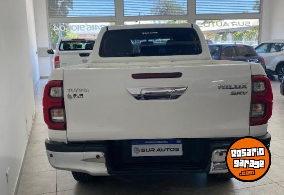 Camionetas - Toyota Hilux SRV 2021 Diesel 111800Km - En Venta