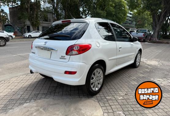 Autos - Peugeot 207 2012 Nafta 134000Km - En Venta