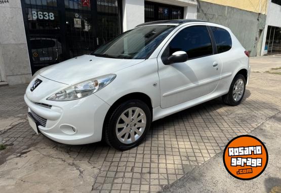 Autos - Peugeot 207 2012 Nafta 134000Km - En Venta