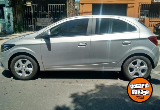 Autos - Chevrolet Onix LT 2018 Nafta 93000Km - En Venta