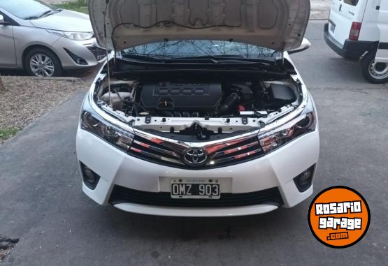 Autos - Toyota COROLLA XEI 2015 Nafta 400000Km - En Venta