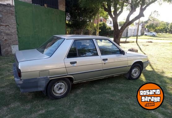 Autos - Renault 9 1993 GNC 111111Km - En Venta