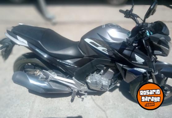 Motos - Honda cb250 twister 2022 Nafta 5700Km - En Venta