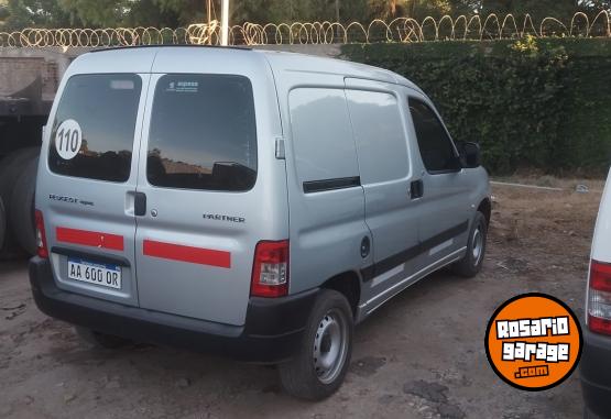 Utilitarios - Peugeot Patner 2016 Diesel 154000Km - En Venta