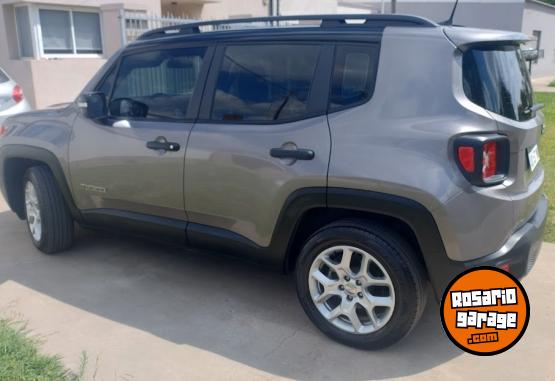 Camionetas - Jeep RENEGADE SPORT MT 2019 Nafta 70000Km - En Venta