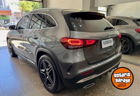 Autos - Mercedes Benz GLA 250 4Matic Urban AMG 2022 Nafta 50000Km - En Venta