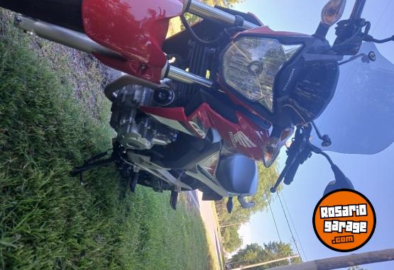 Motos - Honda Cb twister 250 2019 Nafta 16800Km - En Venta