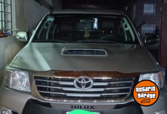 Camionetas - Toyota Srv cueron4x4 2015 Diesel 128000Km - En Venta