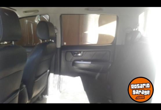 Camionetas - Toyota Srv cueron4x4 2015 Diesel 128000Km - En Venta