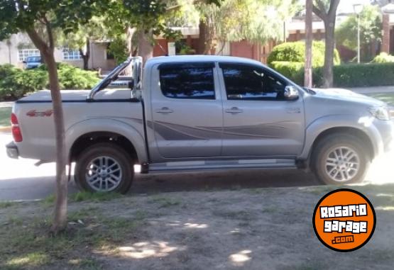 Camionetas - Toyota Srv cueron4x4 2015 Diesel 128000Km - En Venta