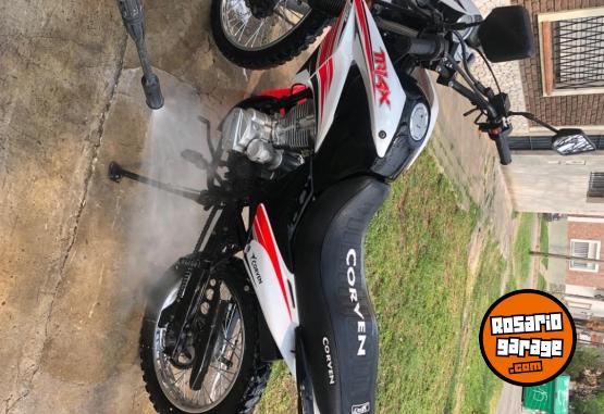 Motos - Corven Triax 150 R3 2022 Nafta 11000Km - En Venta