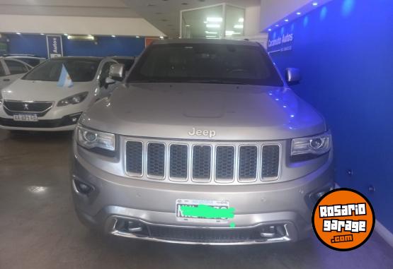 Camionetas - Jeep GRAND CHEROKEE OVERLAND 2013 Nafta 91200Km - En Venta