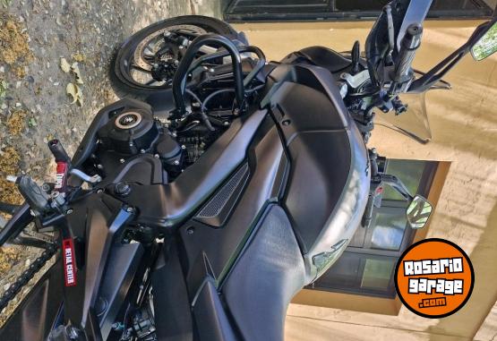 Motos - Bajaj Dominar 400 touring 2023 Nafta 15500Km - En Venta