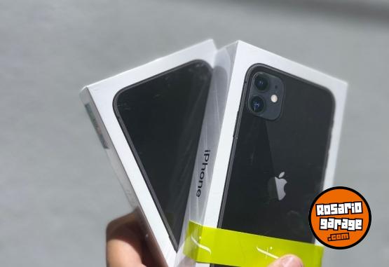 Telefona - iPhone 11 negro 64gb - En Venta