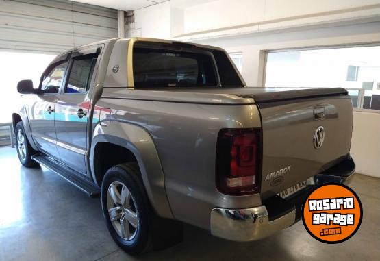 Autos - Toyota Amarok Highline CD TDI AT 2023 Nafta 46500Km - En Venta