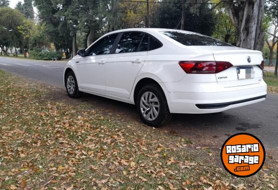 Autos - Volkswagen Virtus 2018 2018 Nafta 212000Km - En Venta