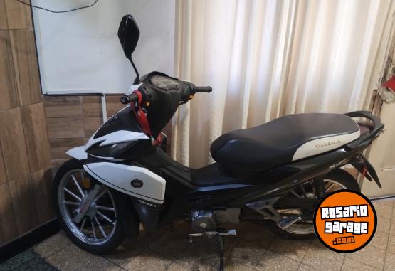 Motos - Gilera smash 125 2024 Nafta 2600Km - En Venta