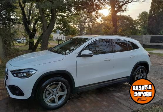 Autos - Mercedes Benz GLA 200 2021 Nafta 30000Km - En Venta