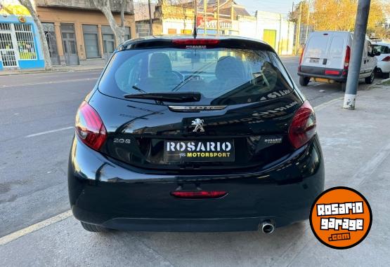 Autos - Peugeot 208 2017 Nafta  - En Venta