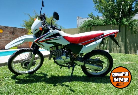 Motos - Honda Tornado 250 2014 Nafta 13700Km - En Venta