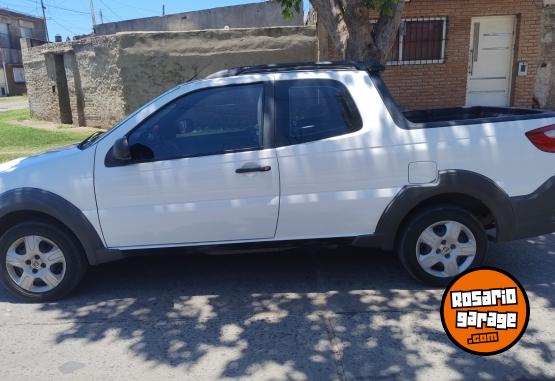 Utilitarios - Fiat Strada working 2017 Nafta 150000Km - En Venta