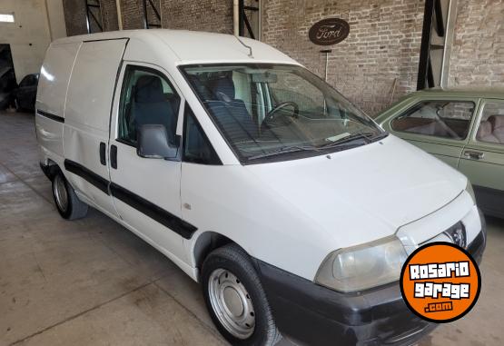 Utilitarios - Peugeot Expert 2004 Diesel  - En Venta