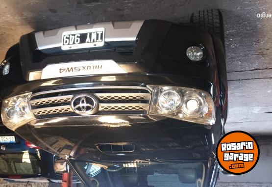 Camionetas - Toyota Hilux sw4 2010 Diesel 187000Km - En Venta