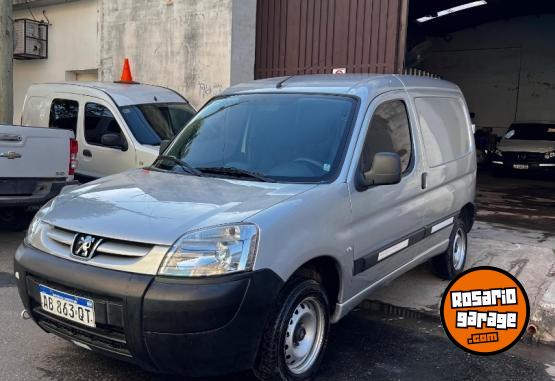 Utilitarios - Peugeot PARTNER 1.6 HDI CONFORT 2017 Diesel 95000Km - En Venta