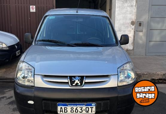 Utilitarios - Peugeot PARTNER 1.6 HDI CONFORT 2017 Diesel 95000Km - En Venta