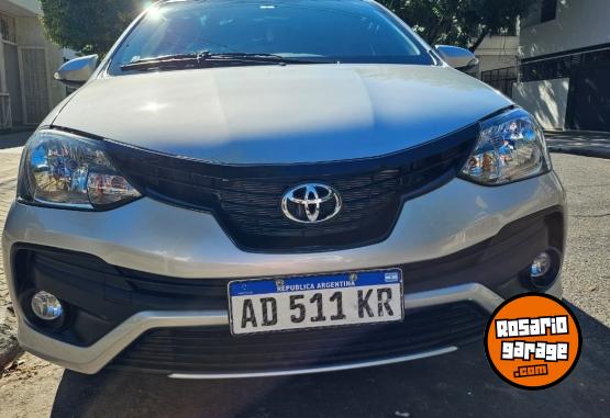 Autos - Toyota ETIOS XLS 2019 Nafta 55000Km - En Venta