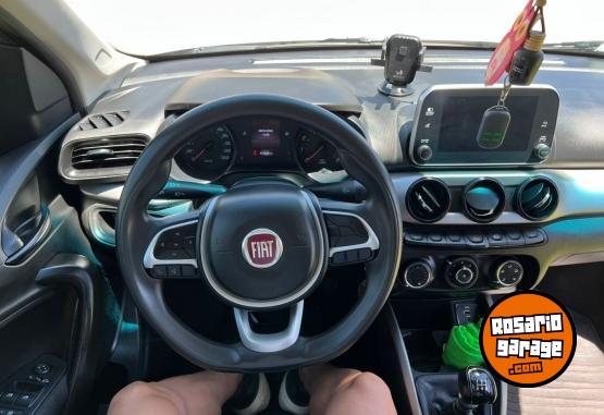 Autos - Fiat Cronos Drive 1.3 MT 2019 Nafta 74000Km - En Venta