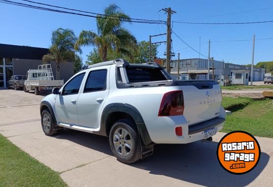 Camionetas - Renault Oroch Outsider Plus 2.0 2017 Nafta 114200Km - En Venta